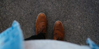 How to clean suede shoes?